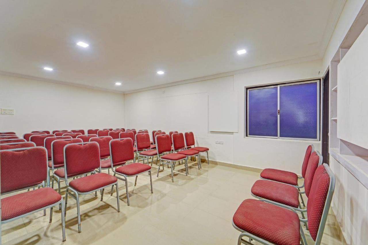 Collection O Mount Road Rich Mount Near Marina Beach Hotell Chennai Eksteriør bilde