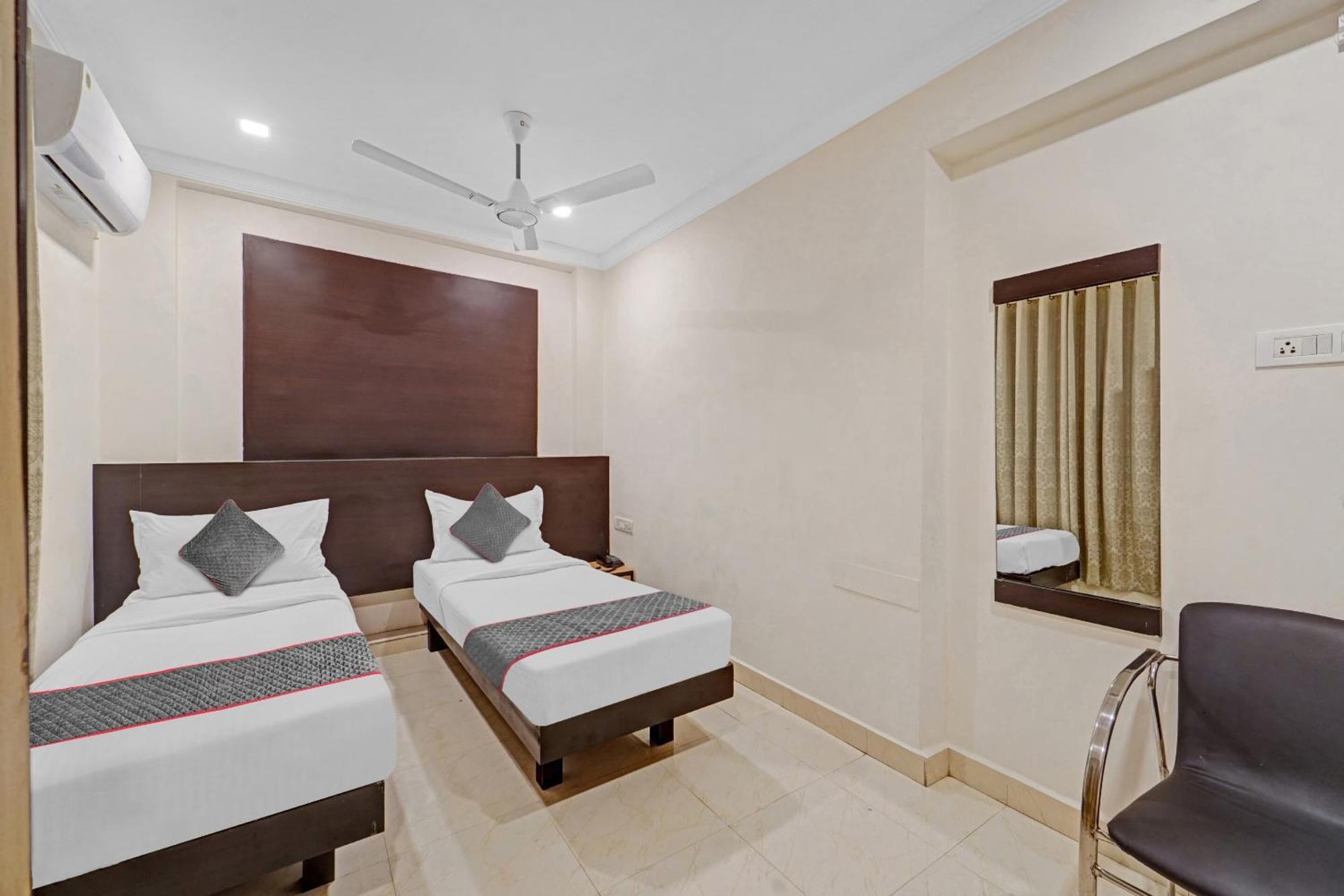 Collection O Mount Road Rich Mount Near Marina Beach Hotell Chennai Eksteriør bilde