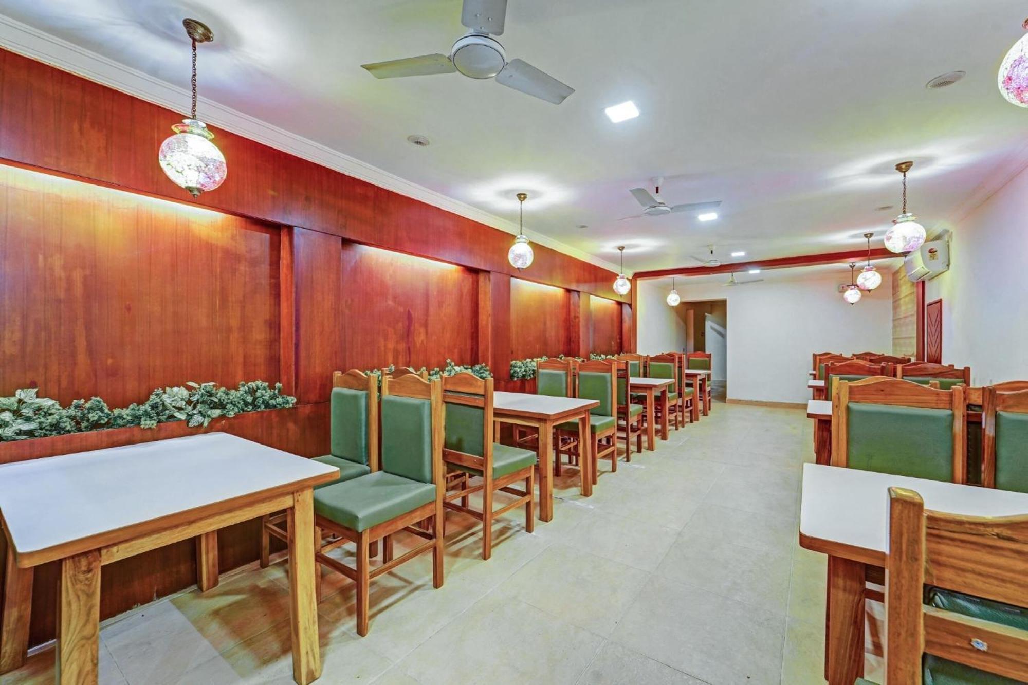 Collection O Mount Road Rich Mount Near Marina Beach Hotell Chennai Eksteriør bilde